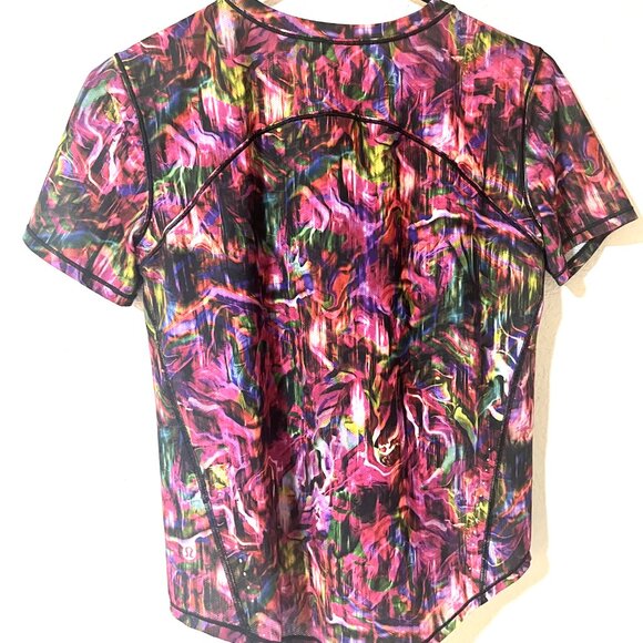 Lululemon Mesh Lined Running Yoga Hip Length Top Vivid Multicolor Size XS (2). - Picture 3 of 6